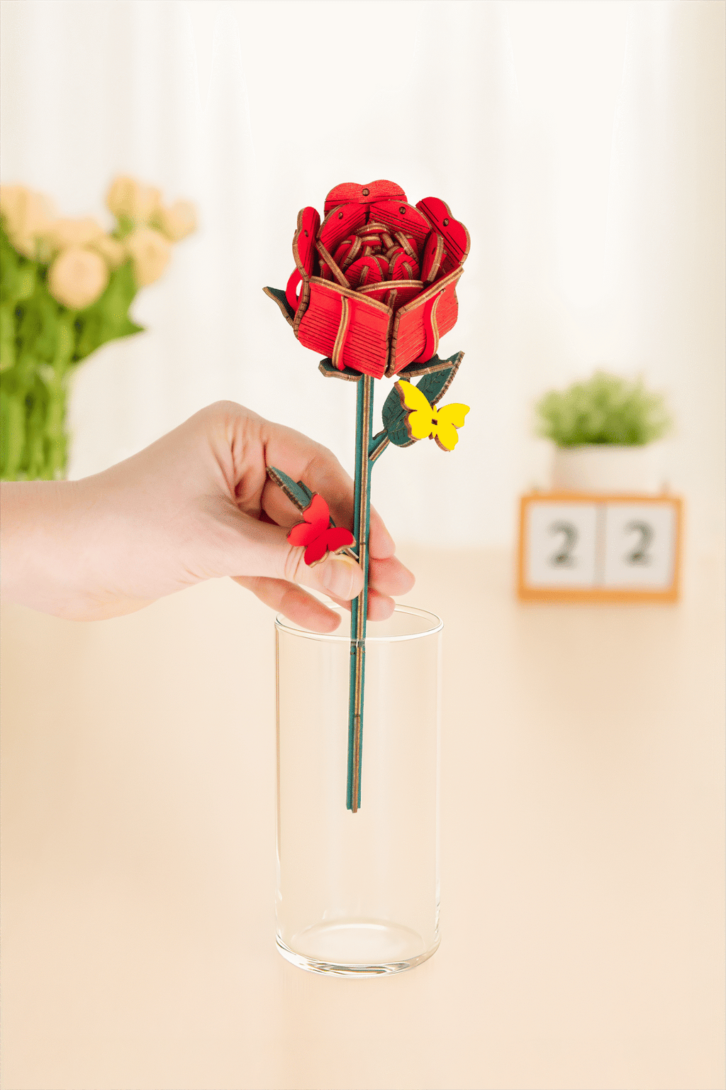 Rose — Wooden Flower Kit, 80 Pieces