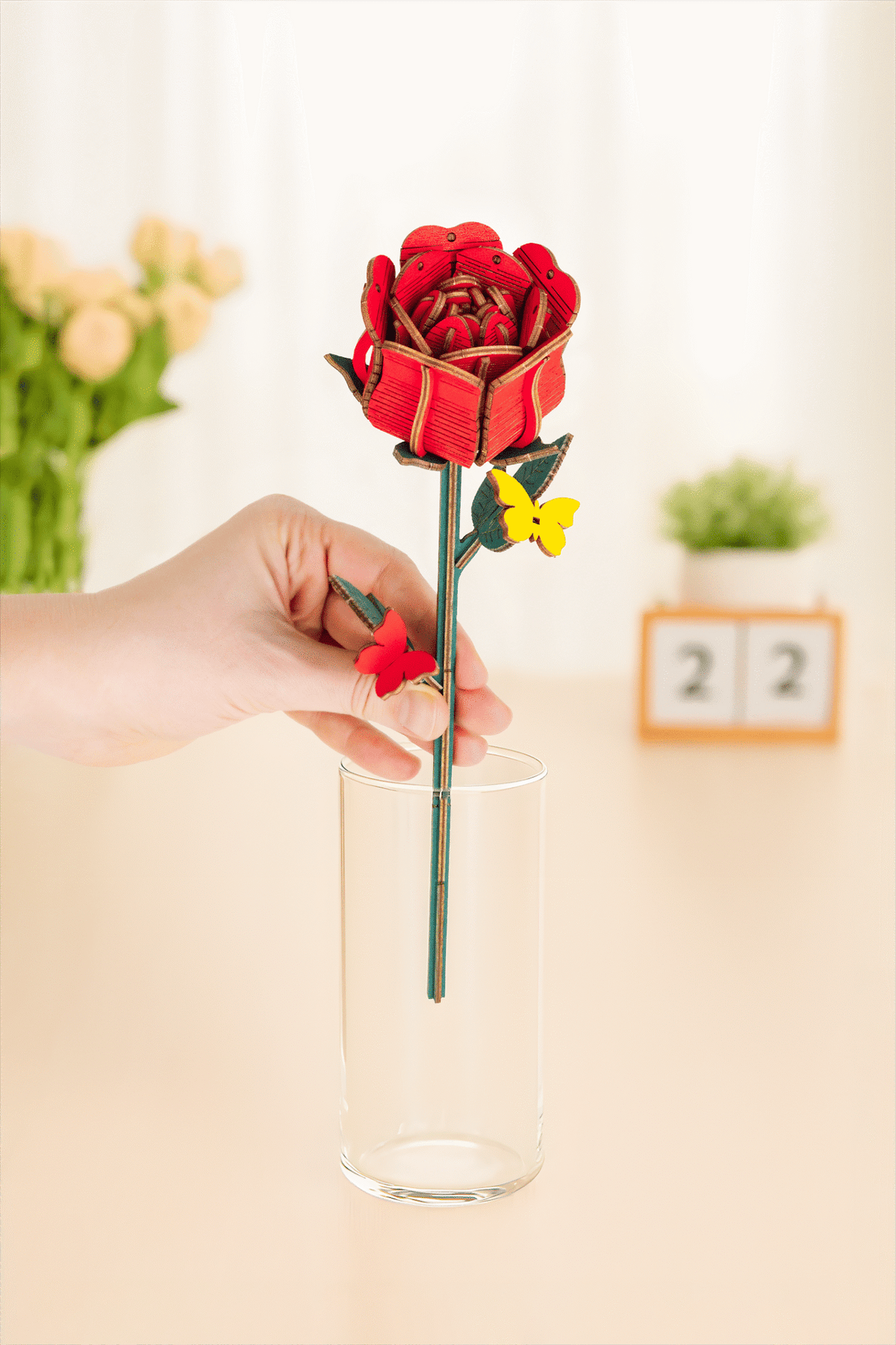 Rose — Wooden Flower Kit, 80 Pieces